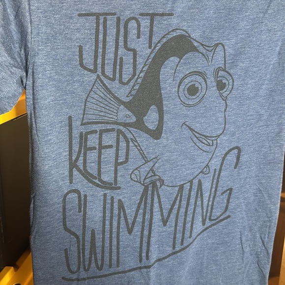 Disney Pixar Finding Dory Nemo Adult Tee Just Keep Swimming Line Drawing Size XS - Picture 3 of 5